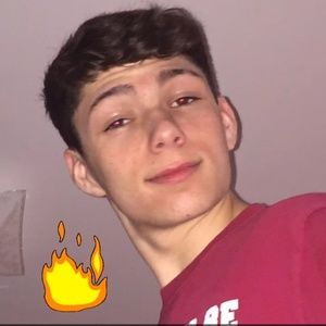 Meet your Posher, Ethan